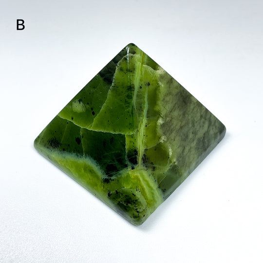 Canadian Jade Pyramid - Rocks and Gems Canada