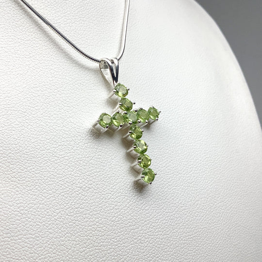 Peridot Pendant - Rocks and Gems Canada