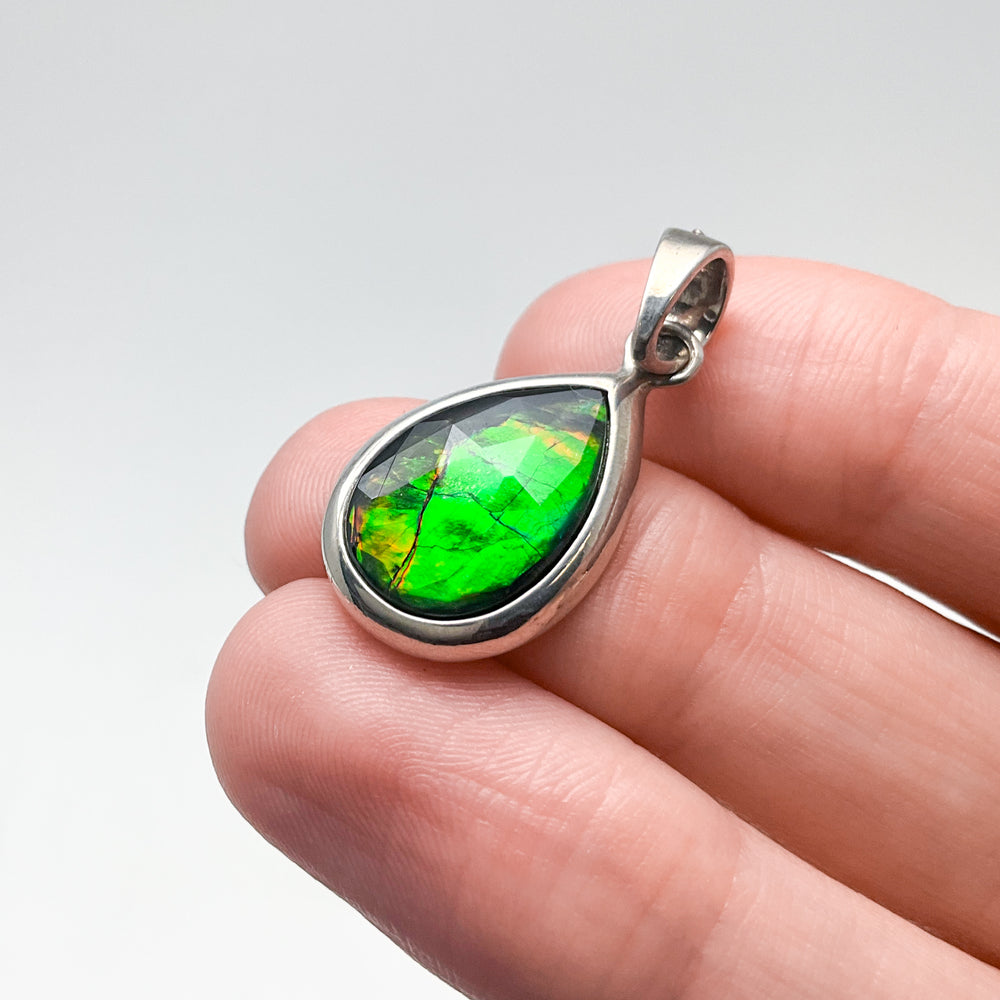 Alberta Ammolite Pendant