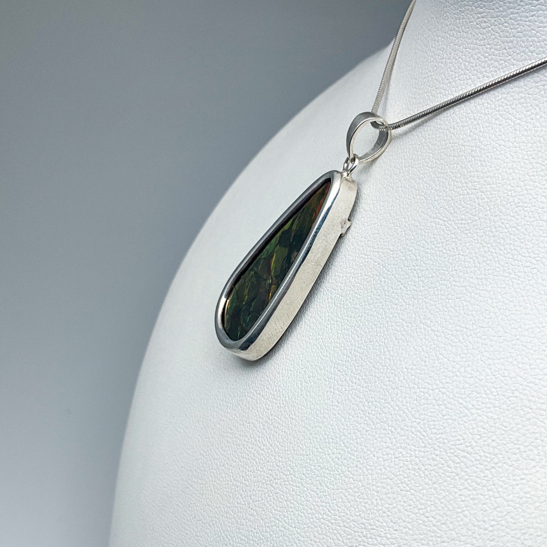 Alberta Ammolite Pendant