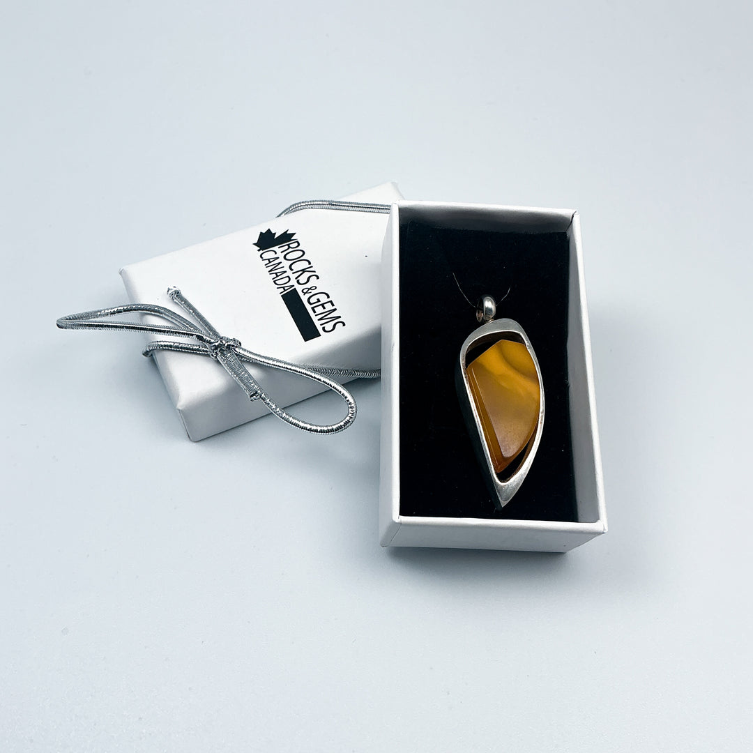 Butterscotch Amber Pendant