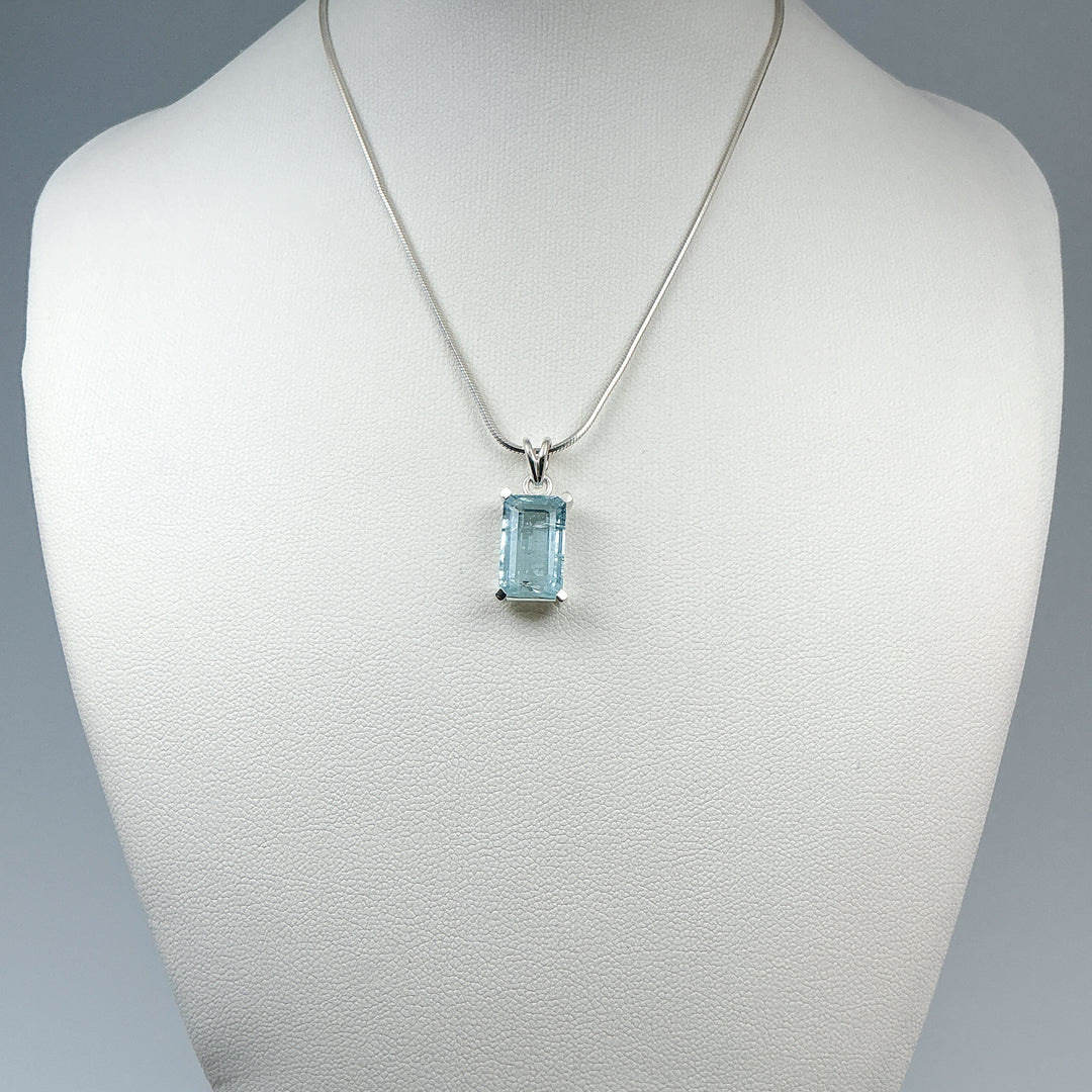 Aquamarine Pendant