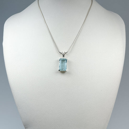 Aquamarine Pendant