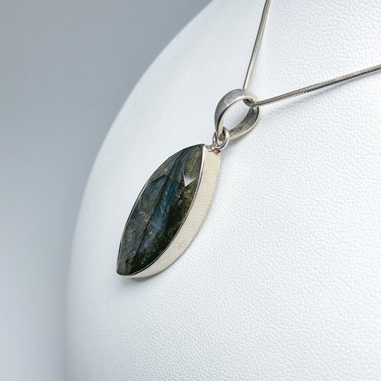 Labradorite Pendant