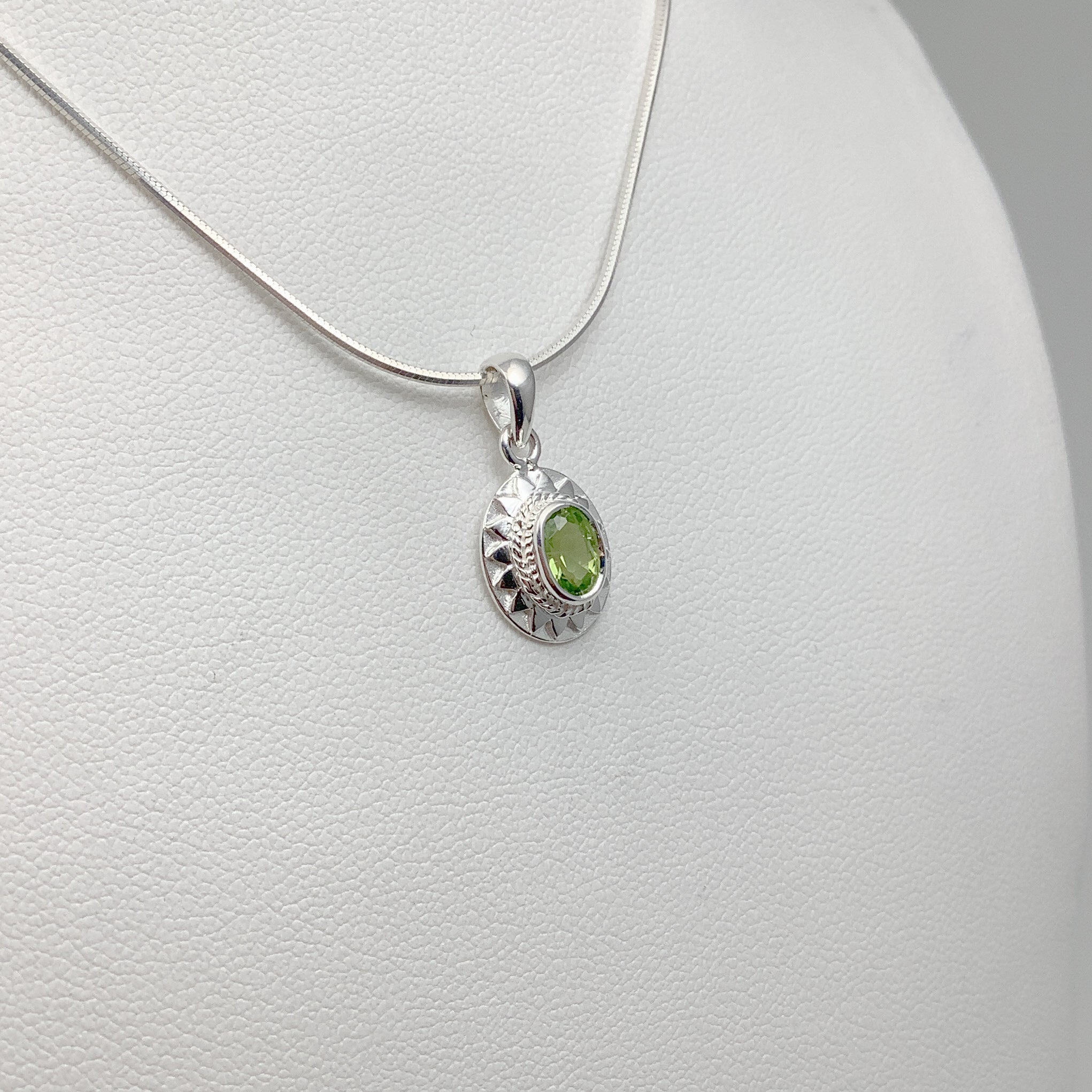 Peridot Pendant - Rocks and Gems Canada