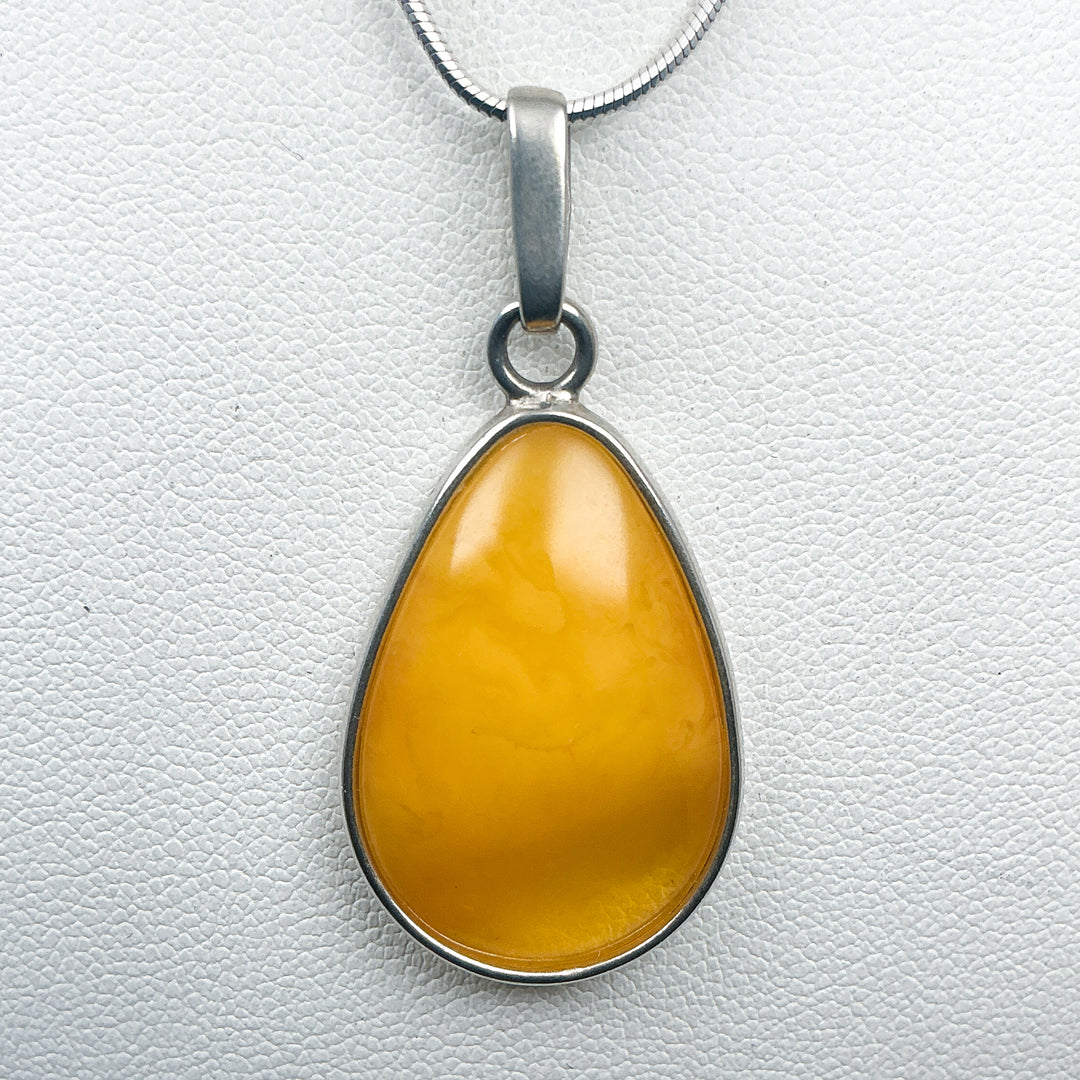 Butterscotch Amber Pendant