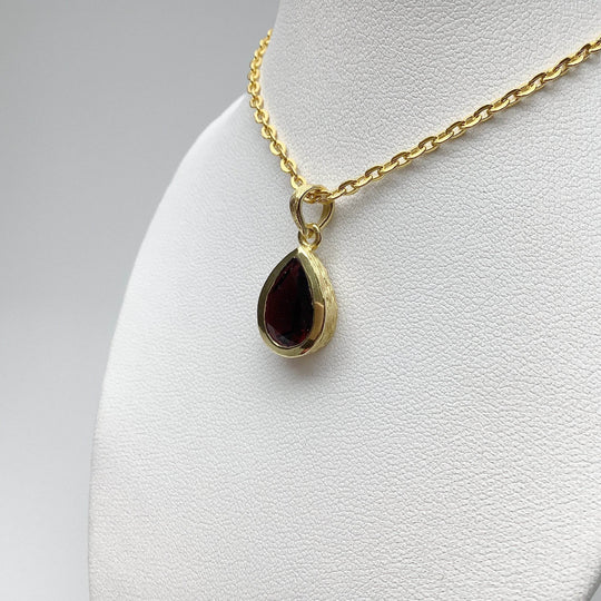Garnet Gold Finish Pendant - Rocks and Gems Canada
