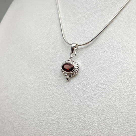 Garnet Pendant - Rocks and Gems Canada
