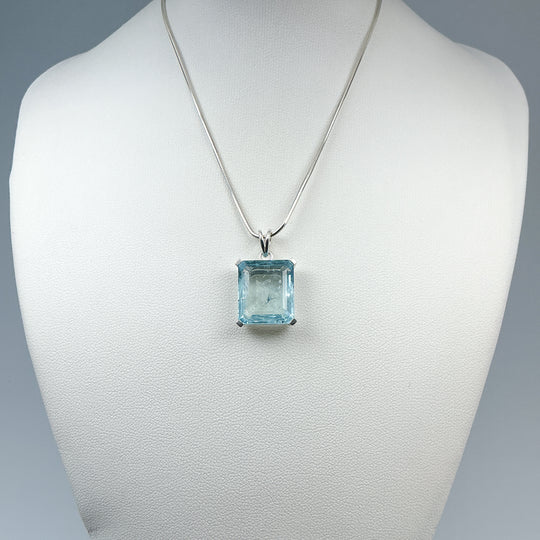 Aquamarine Pendant