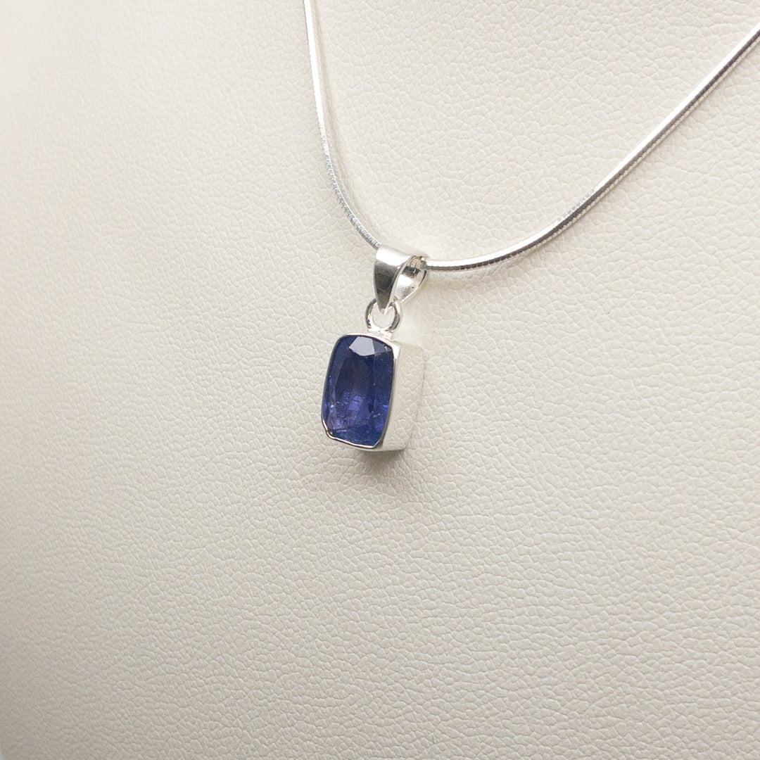 Tanzanite Pendant - Rocks and Gems Canada