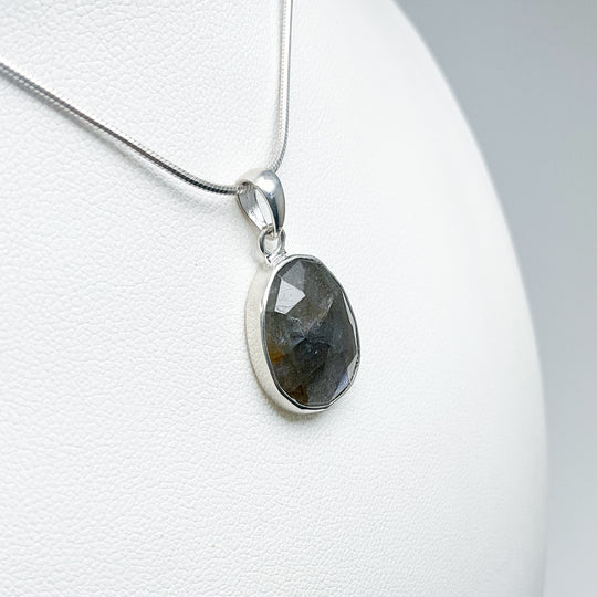 Labradorite Pendant