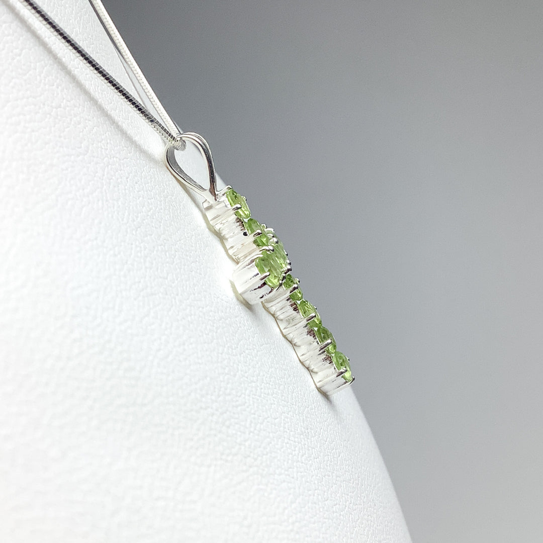 Peridot Pendant - Rocks and Gems Canada