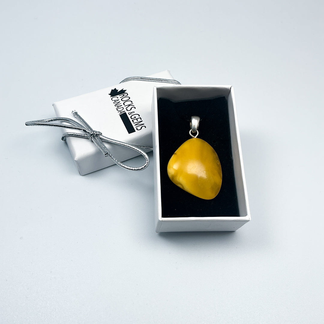 Butterscotch Amber Pendant