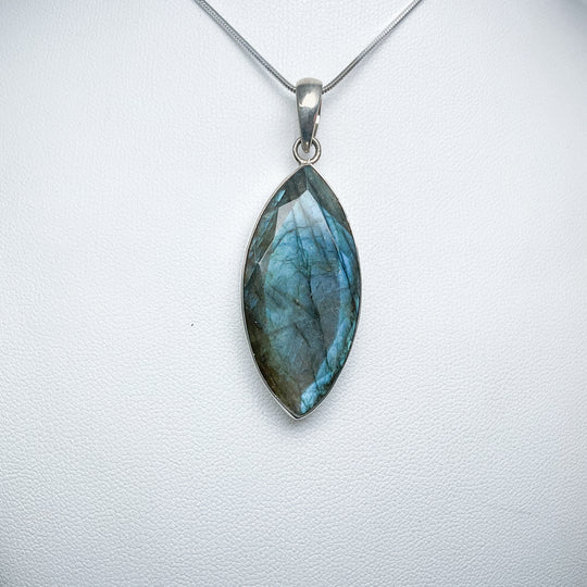 Labradorite Pendant
