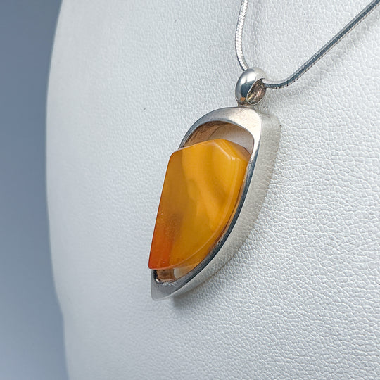 Butterscotch Amber Pendant