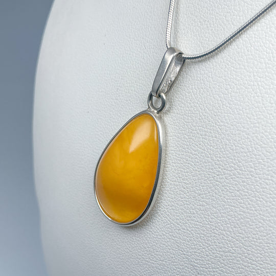 Butterscotch Amber Pendant