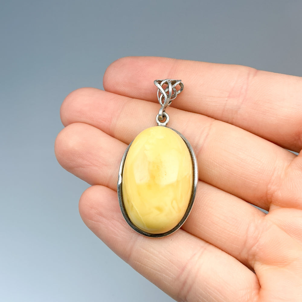 Butterscotch Amber Pendant