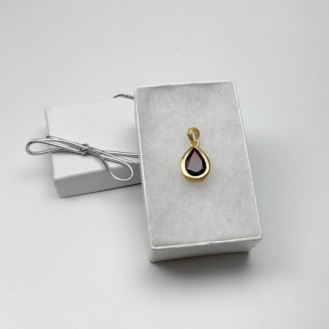 Garnet Gold Finish Pendant - Rocks and Gems Canada