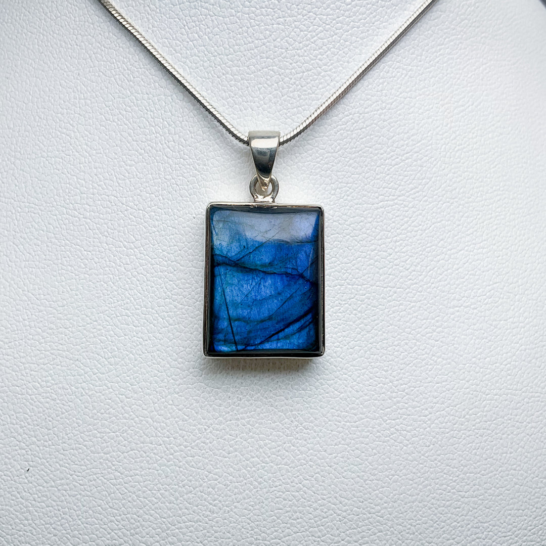 Labradorite Pendant