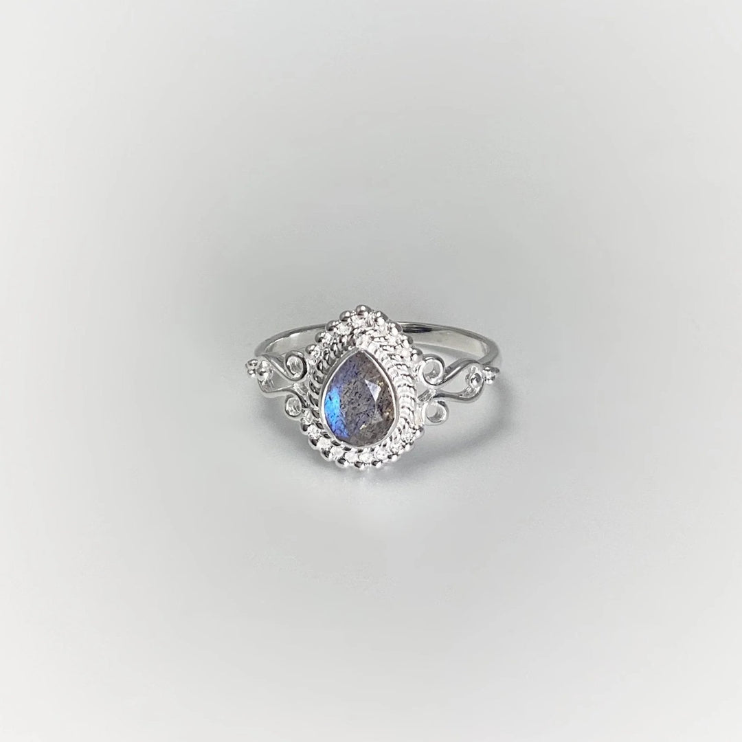 Labradorite Ring - Rocks and Gems Canada