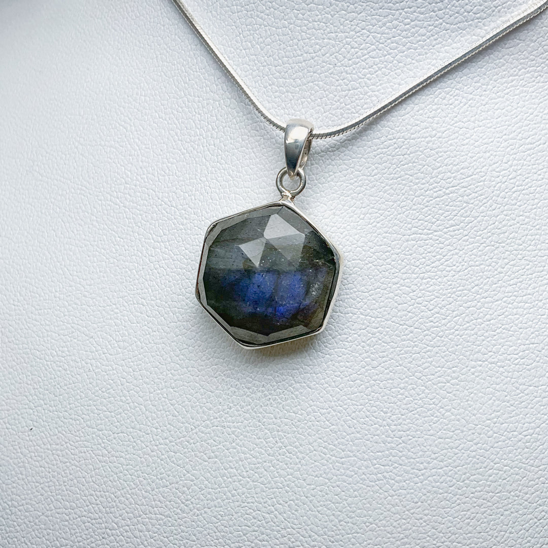 Labradorite Pendant