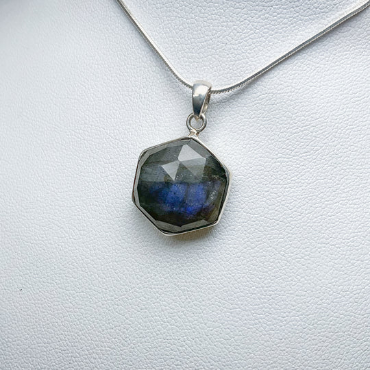 Labradorite Pendant