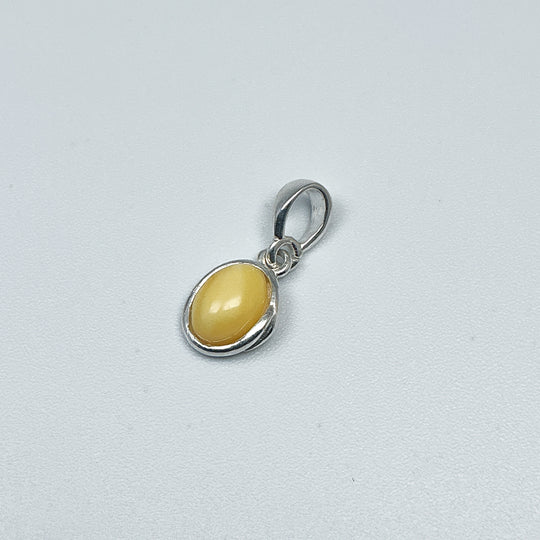 Butterscotch Amber Pendant