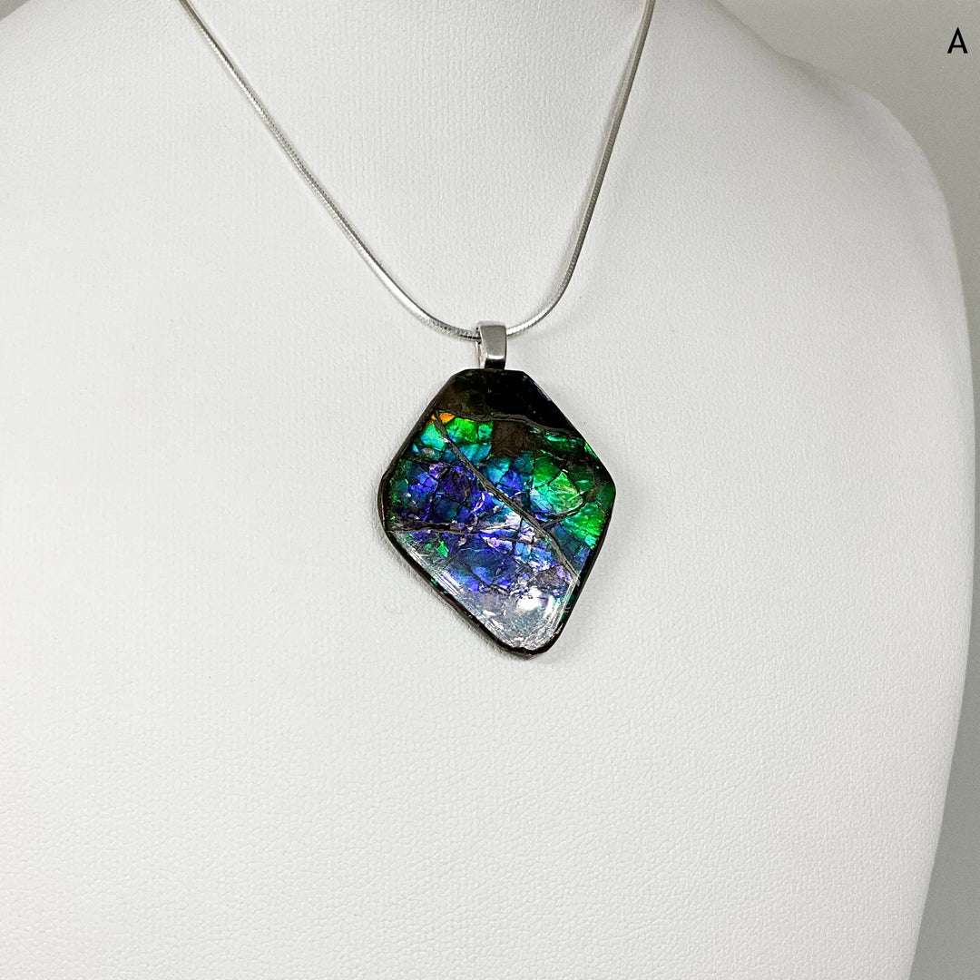 Alberta Ammolite Pendant - Rocks and Gems Canada