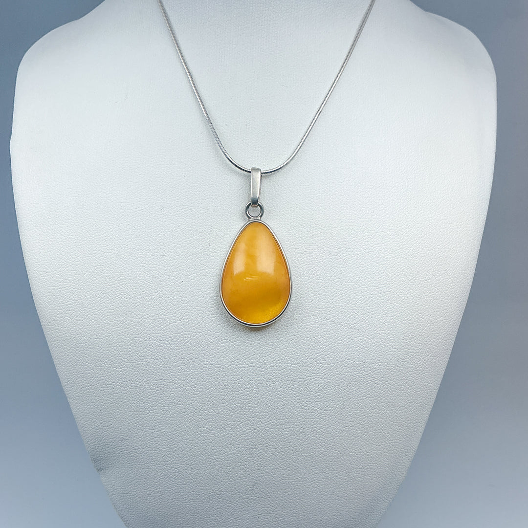 Butterscotch Amber Pendant