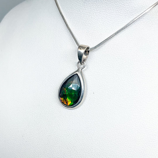 Alberta Ammolite Pendant