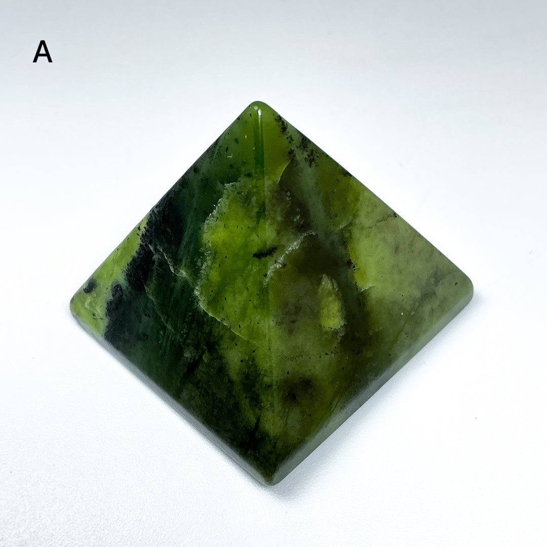 Canadian Jade Pyramid - Rocks and Gems Canada
