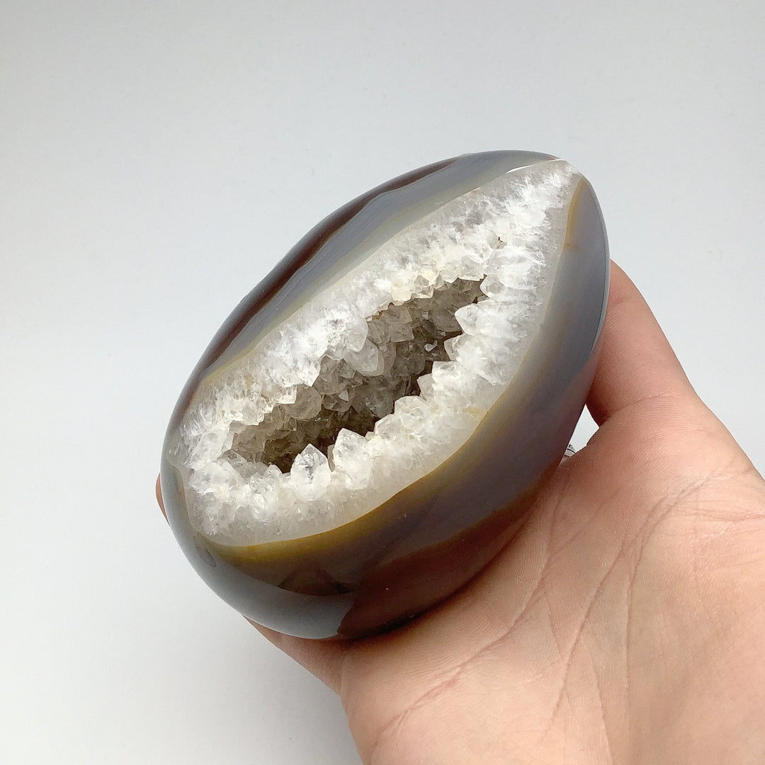 Agate Geode Egg - Rocks and Gems Canada