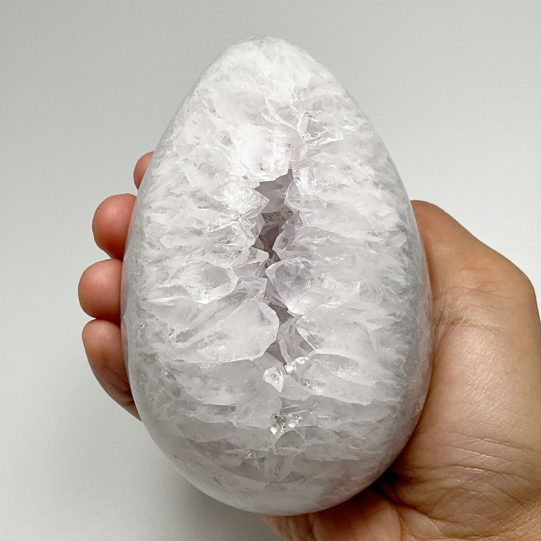 Agate Geode Egg - Rocks and Gems Canada