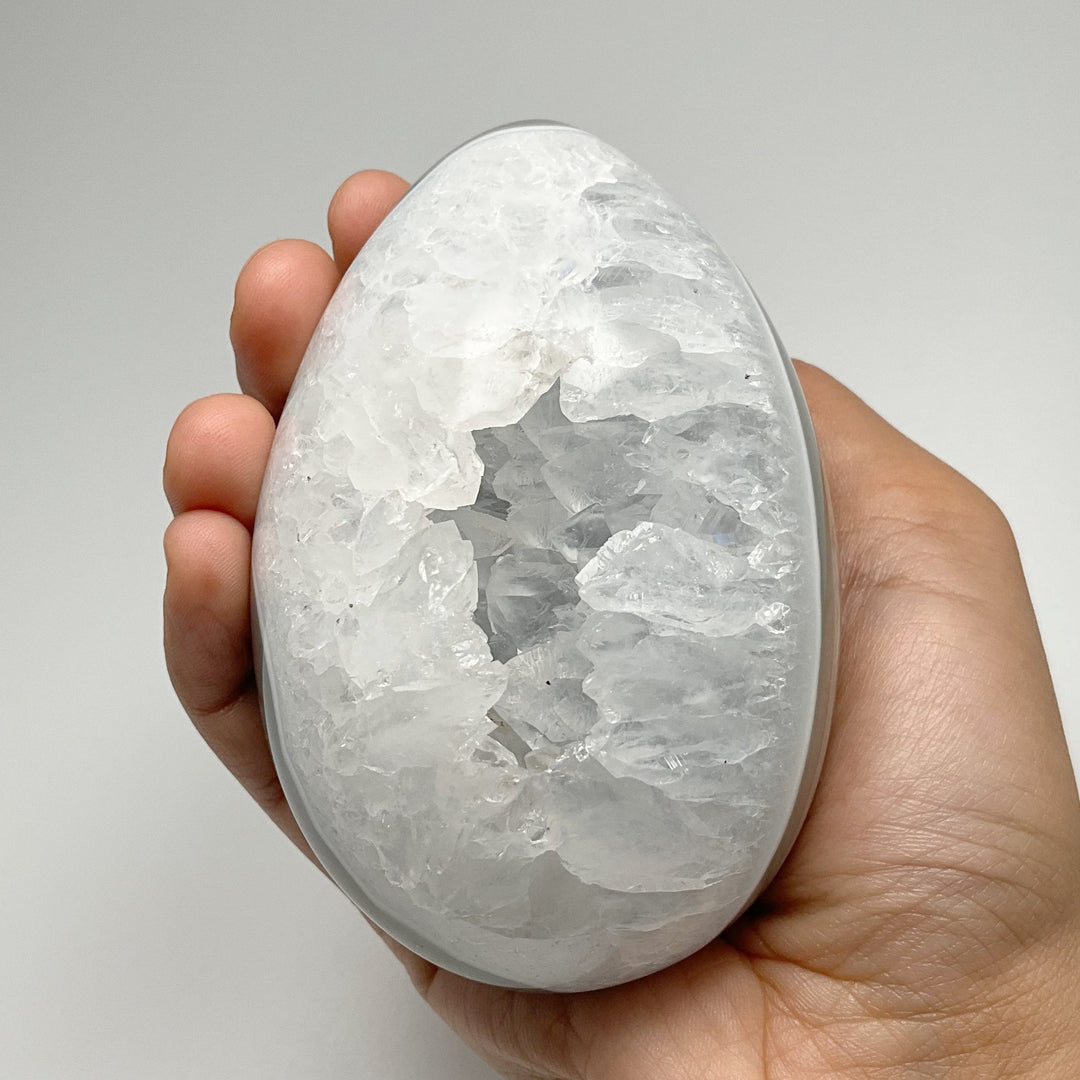Agate Geode Egg - Rocks and Gems Canada