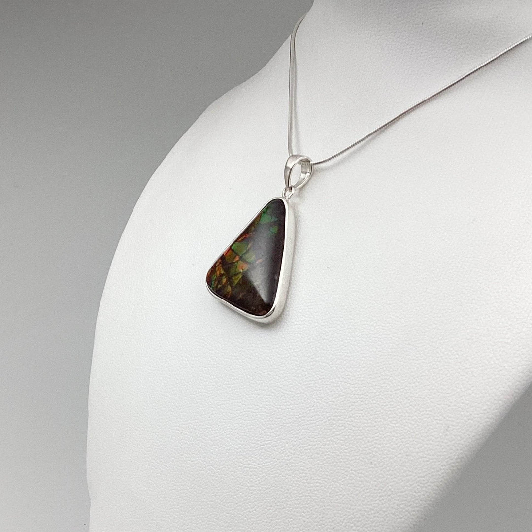 Alberta Ammolite Pendant-Rocks and Gems Canada