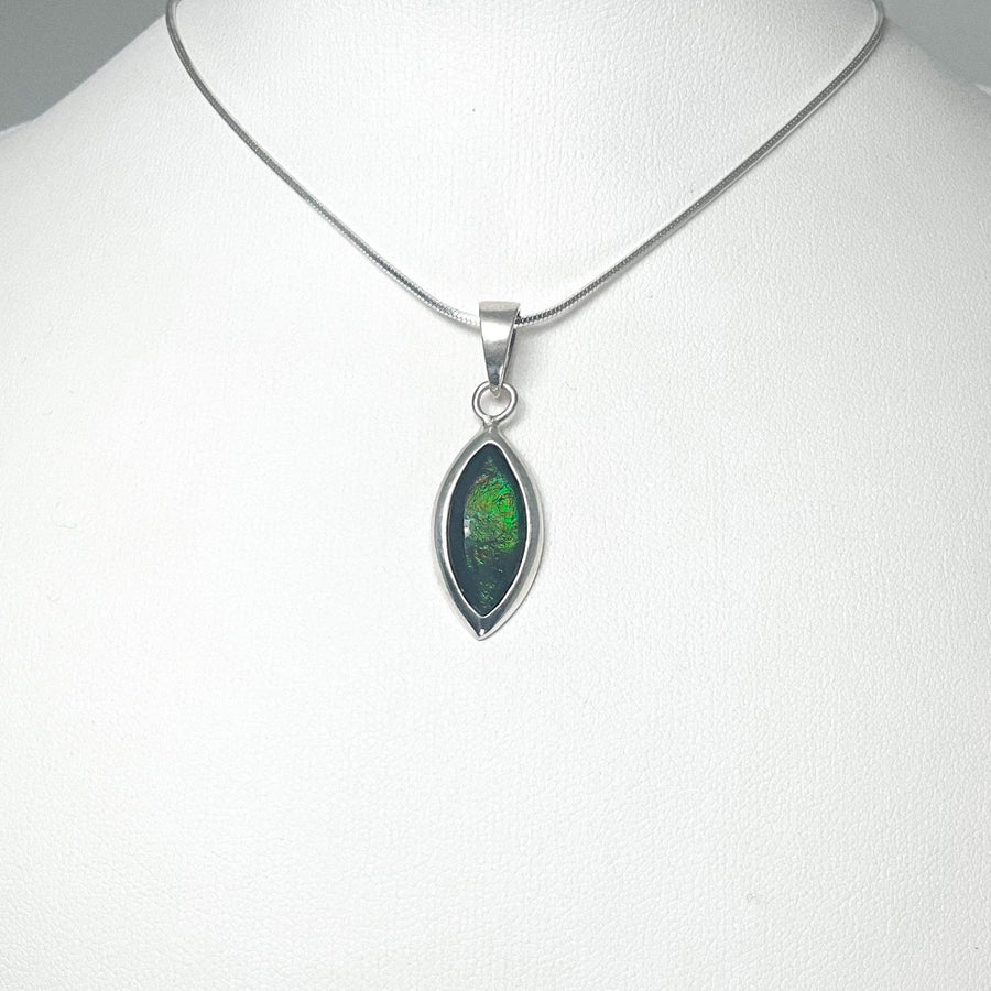 Alberta Ammolite Pendant-Rocks and Gems Canada