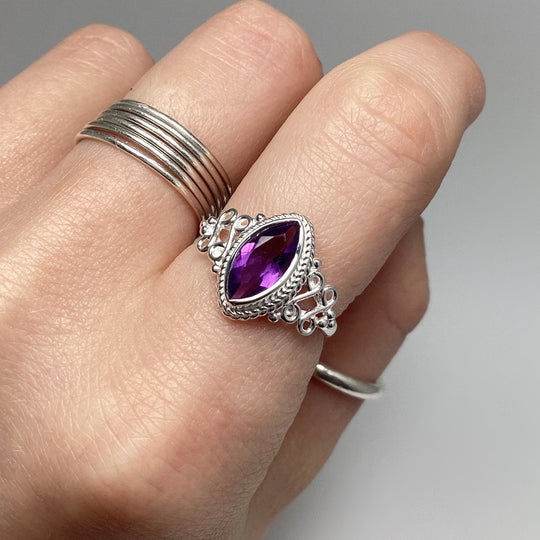 Amethyst Ring - Rocks and Gems Canada