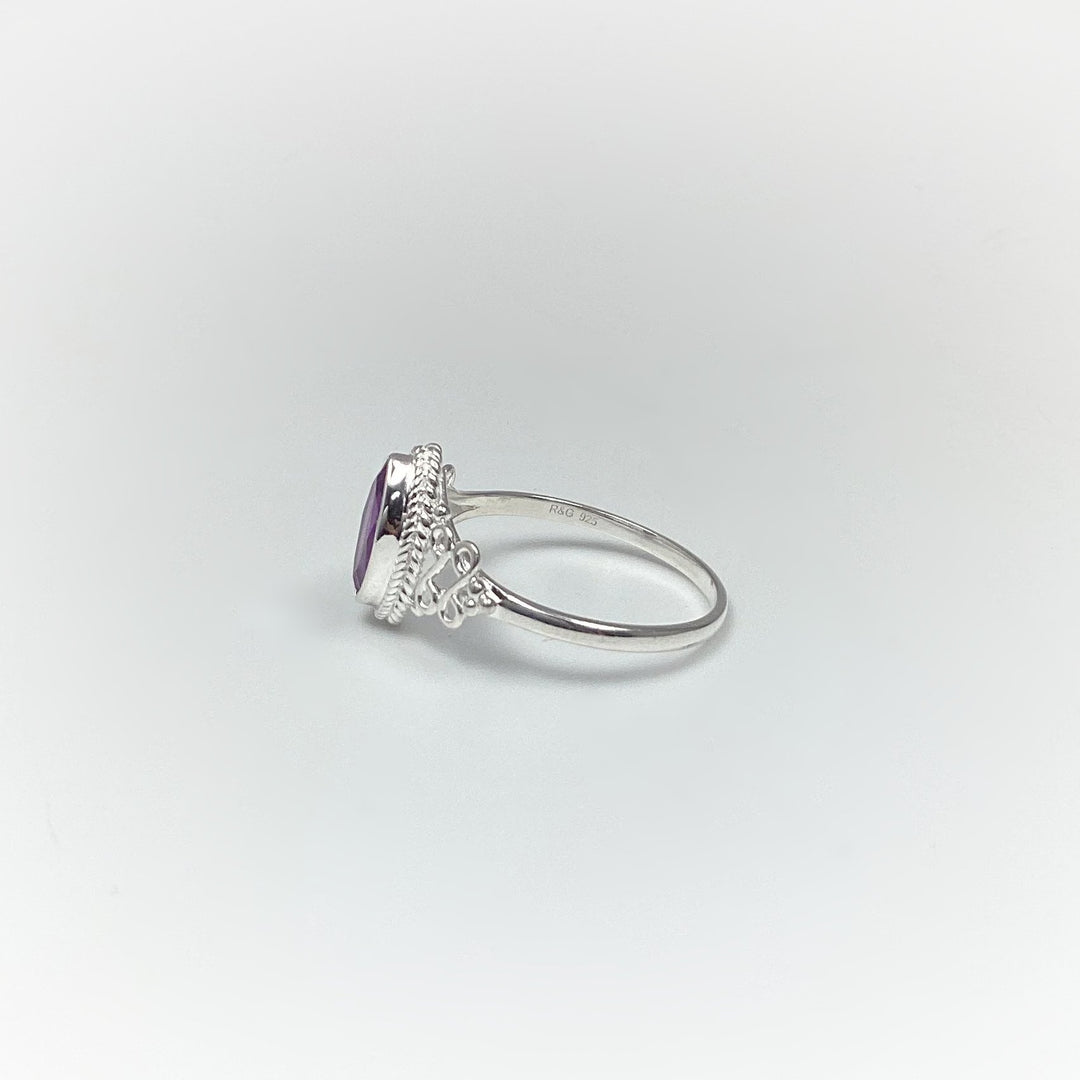 Amethyst Ring - Rocks and Gems Canada