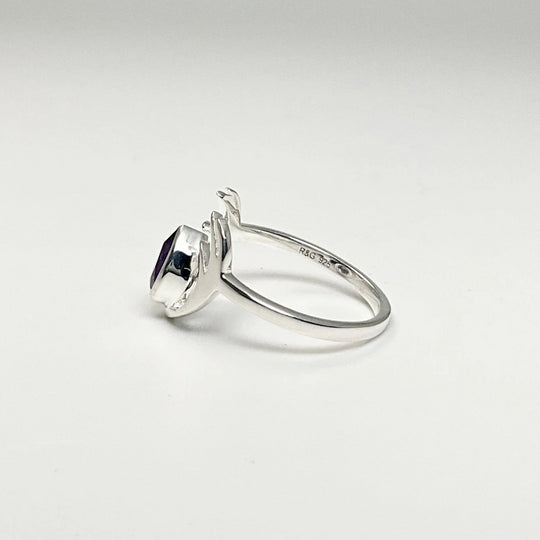Amethyst Ring - Rocks and Gems Canada