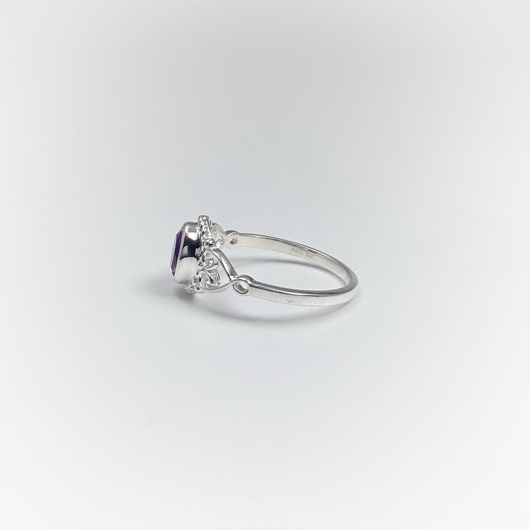 Amethyst Ring - Rocks and Gems Canada