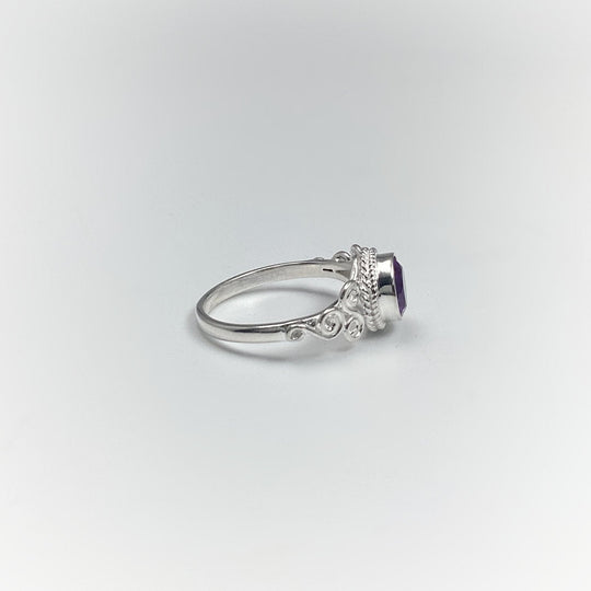 Amethyst Ring - Rocks and Gems Canada