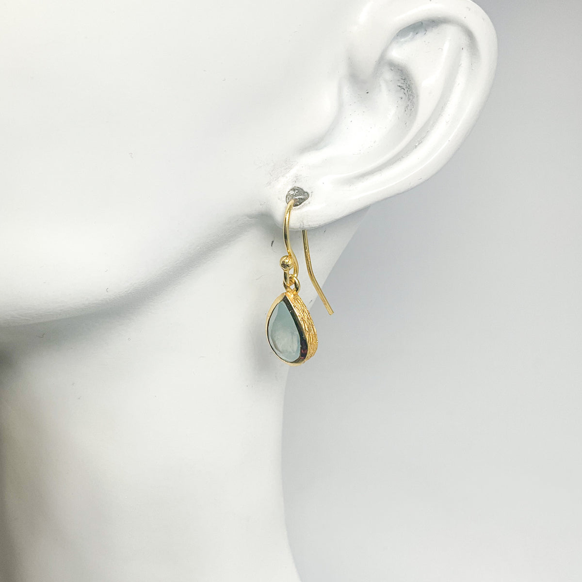 Aquamarine Dangle Earrings-Rocks and Gems Canada