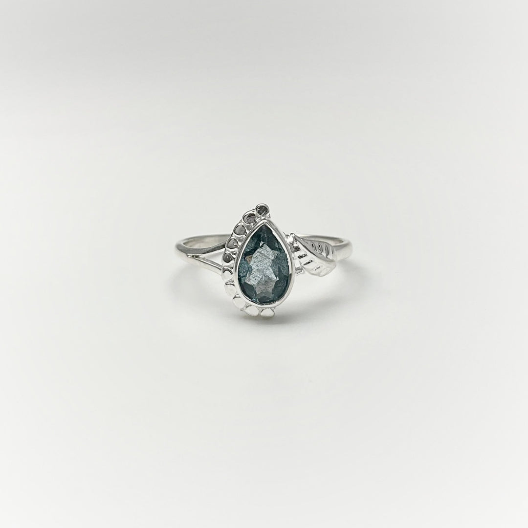Aquamarine Ring - Rocks and Gems Canada