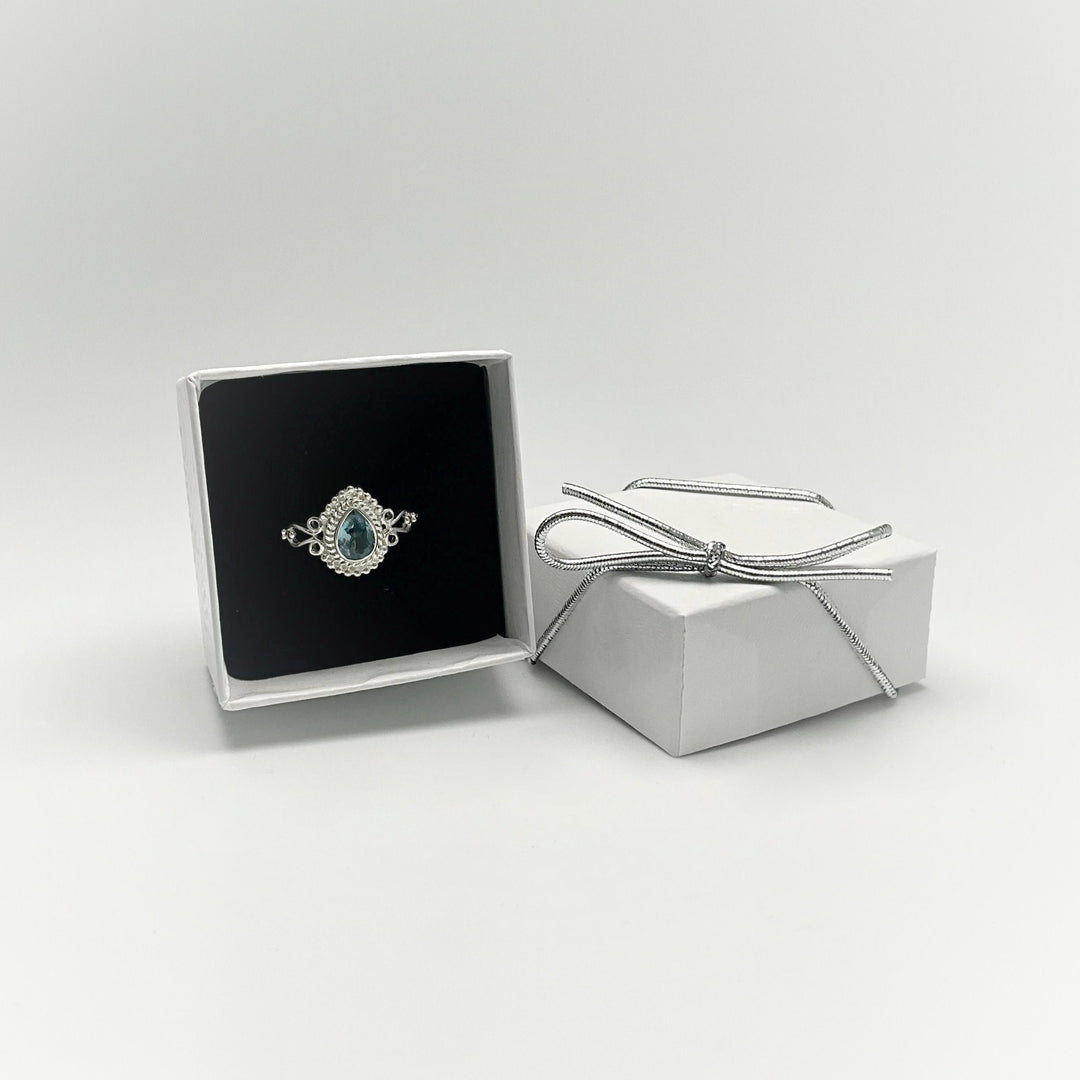 Aquamarine Ring - Rocks and Gems Canada