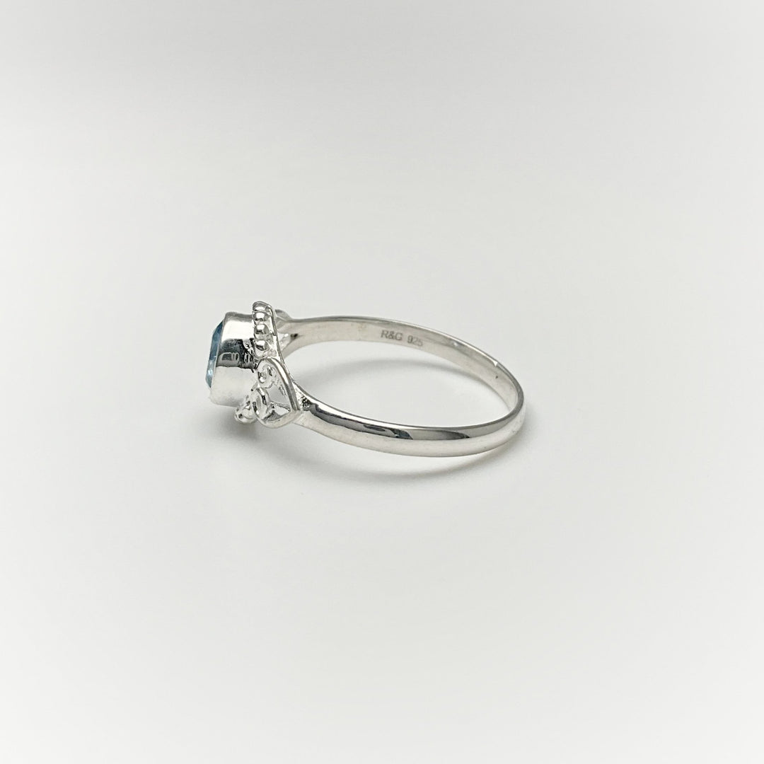 Aquamarine Ring - Rocks and Gems Canada