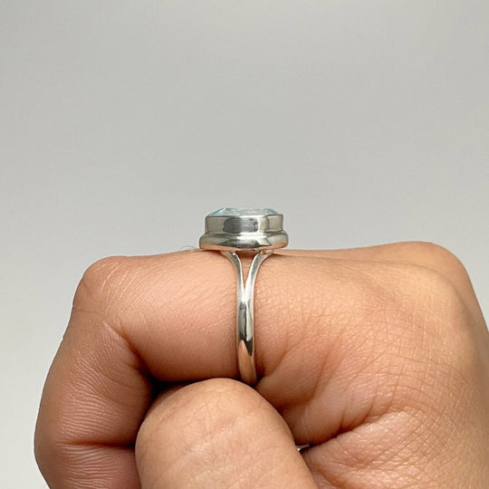 Aquamarine Ring - Rocks and Gems Canada
