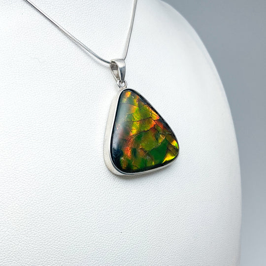 Alberta Ammolite Pendant