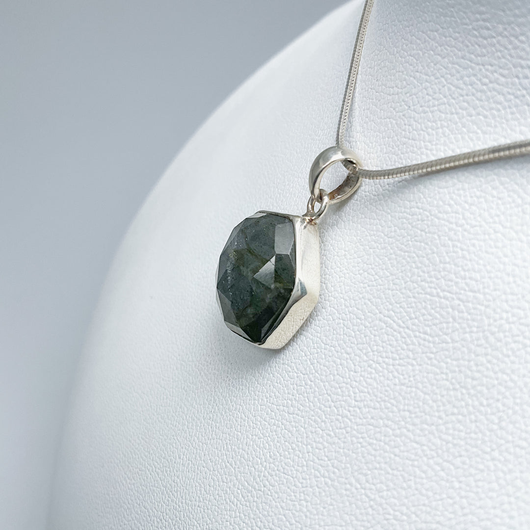 Labradorite Pendant