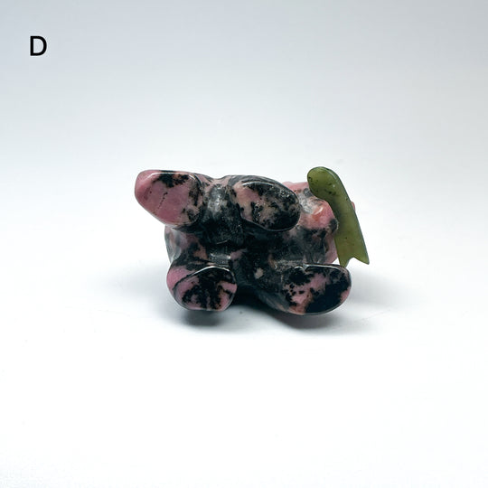 Rhodonite Bear with Canadian Jade Fish Carving - Rocks and Gems Canada