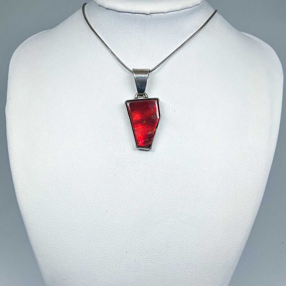 Alberta Ammolite Pendant